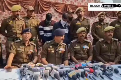 SP South Jammu addressing media today said Gandhi Nagar police has recovered 16 stolen bikes worth Rs 12 Lakh and arrested two accused. He said police has recovered 160 missing phones while 36 missing phones have already been handed over to their owners. SP said the total value of these phones is Rs 68 Lakhs