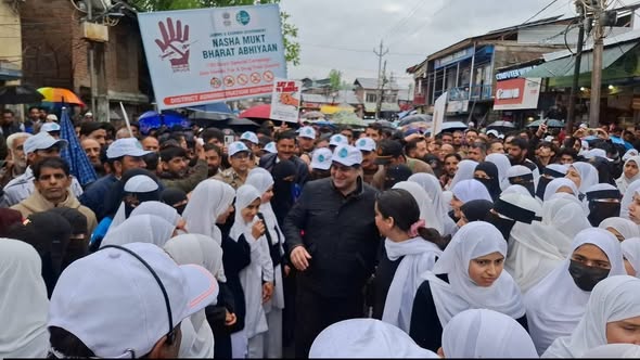 Handwara Unites Against Drug Menace, Backs Drug-Free J&K Campaign