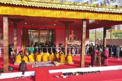 Massive Turnout of Devotees Marks Commencement of Public Veneration of Sacred Relics of Tathagata Buddha at Jivetsal