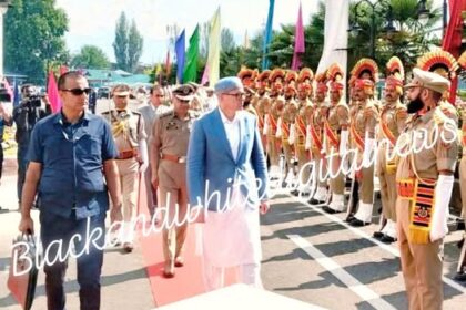 DarbarMove resumes in #Srinagar after a four-year gap