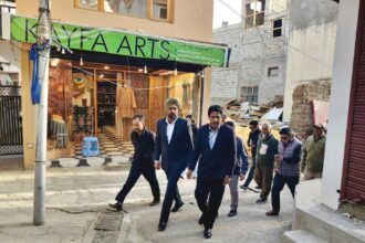 Divisional Commissioner Ladakh Conducts On-Spot Inspection of Leh Old Town to Address Civic Issues