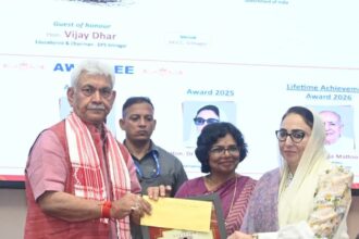 Today, attended Lal Ded National Award Ceremony organized by Sarhad, Pune, and had the privilege of honoring Nari Shakti, who have achieved remarkable accomplishments in their respective fields. By setting new standards in their fields, Nari Shakti have helped shape the soul of society. Women empowerment must be a top priority for both society & government. We must also prioritize women in innovation and entrepreneurship so enterprises led by them become stronger.