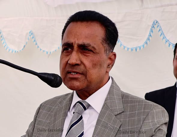 Hon’ble Chief Justice of the High Court of Jammu & Kashmir and Ladakh, Justice Arun Palli, addressing a farewell function organised by the Members of the J&K High Court Bar Association (Regd.), Jammu.