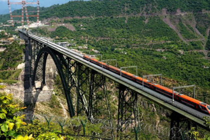 Jammu-Srinagar Vande Bharat Witnesses Overwhelming Response, Carries 45,000 Passengers In 10 Days