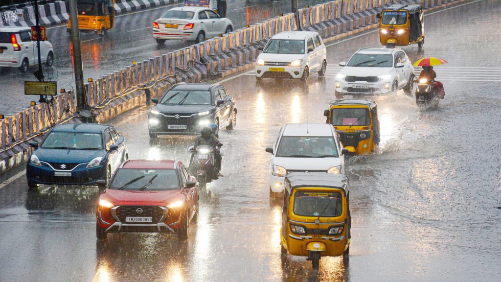 Monsoon Rains To Hit Southern Indian Coast Early, Spurring Crop Planting