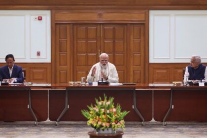 PM Modi Meets Economic Advisory Council To Review Growth Measures Amid Global Headwinds
