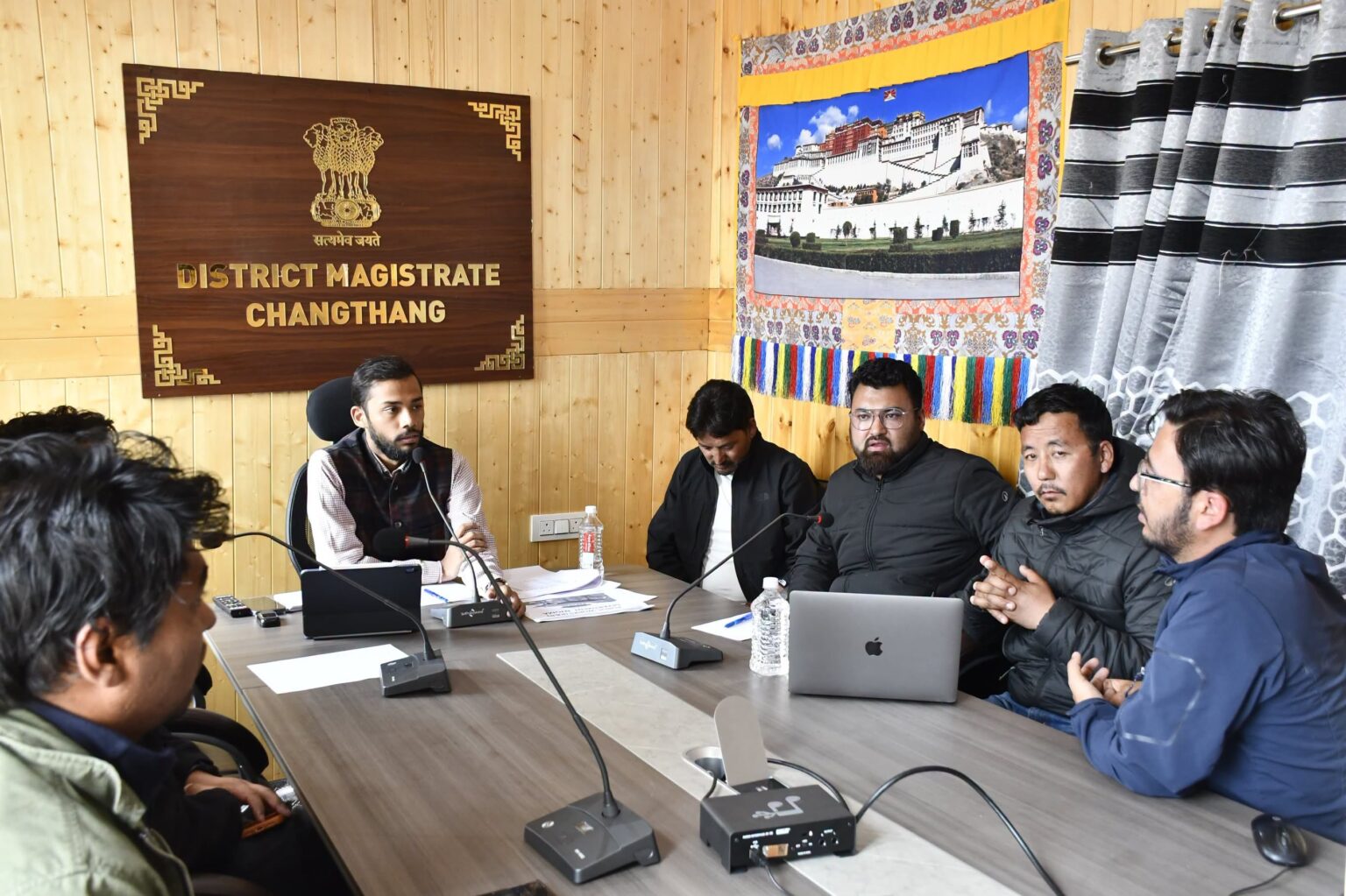 DC Changthang Reviews Progress of Ongoing Construction Works