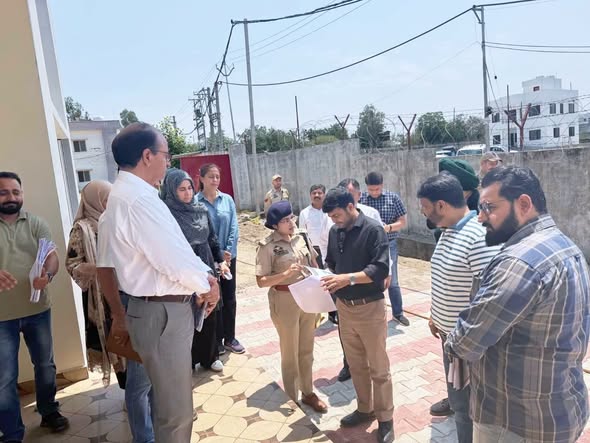 Jammu Smart City CEO Reviews Progress of Upcoming OST Centre at Police Drug De-Addiction Facility