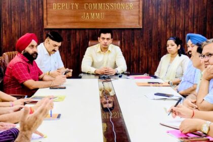 DC Rakesh Minhas Reviews Water, Power Supply Preparedness Amid Rising Summer Demand