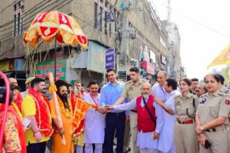Deputy Commissioner Dr Rakesh Minhas flagged off the 8th Chhari Yatra to Sudhmahadev from Panjbakhtar Temple Jammu today.