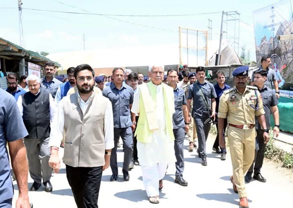 PanthaChowk: LG Manoj Sinha Today, Visited Pantha Chowk Yatri Niwas and Yatra Transit Camp in Srinagar to review the arrangements made for the Shri Amarnath Ji Yatra pilgrims.