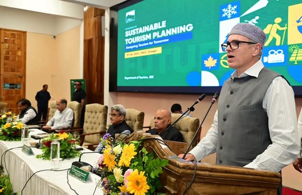 Today, the Chief Minister inaugurated the Conclave on "Sustainable Tourism Planning: