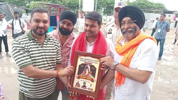 JMC Commissioner Devansh Yadav Inaugurates Langar Sewa at Tawi River Front for Amarnath Yatra Pilgrims
