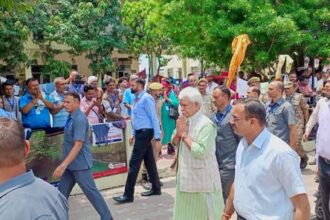 Ensuring Smooth, Hassle-Free Amarnath Yatra Our Top Priority as Pilgrims Cross 3 Lakh: LG Manoj Sinha