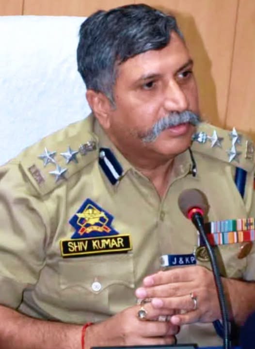 DIG Udhampur–Reasi Range Reviews Disaster Preparedness, Directs Round-the-Clock Readiness Amid Inclement Weather