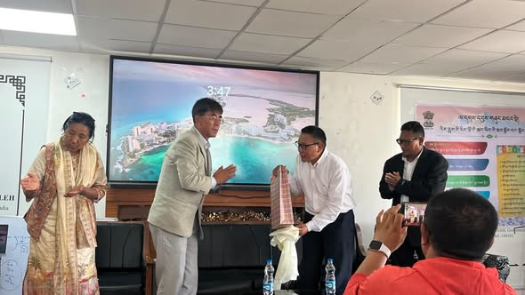 The District Institute of Education and Training (DIET), Leh, successfully concluded two five-day Bhoti Teachers’ Training Programmes today for teachers from all six educational zones of Ladakh, namely Nyoma, Durbuk, Kharu, Leh, Khaltsi, and Nubra.