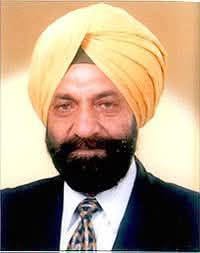 Former MP Tarlochan Singh Raises FCRA Concerns, Urges Akal Takht Jathedar to Take Up Issue