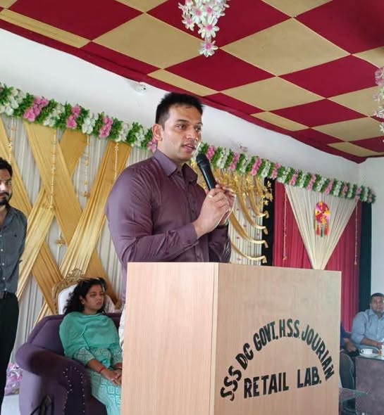 DC Minhas Takes Stock of Public Issues, Development Works at Indri-Pargwal Block Diwas