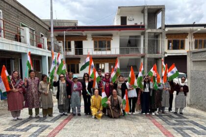 Tiranga Rally by Handicrafts and Handloom Fraternity Marks Spirit of Patriotism in Leh
