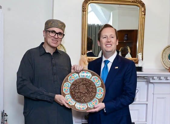 US Ambassador Meets J&K Chief Minister Omar Abdullah in Srinagar