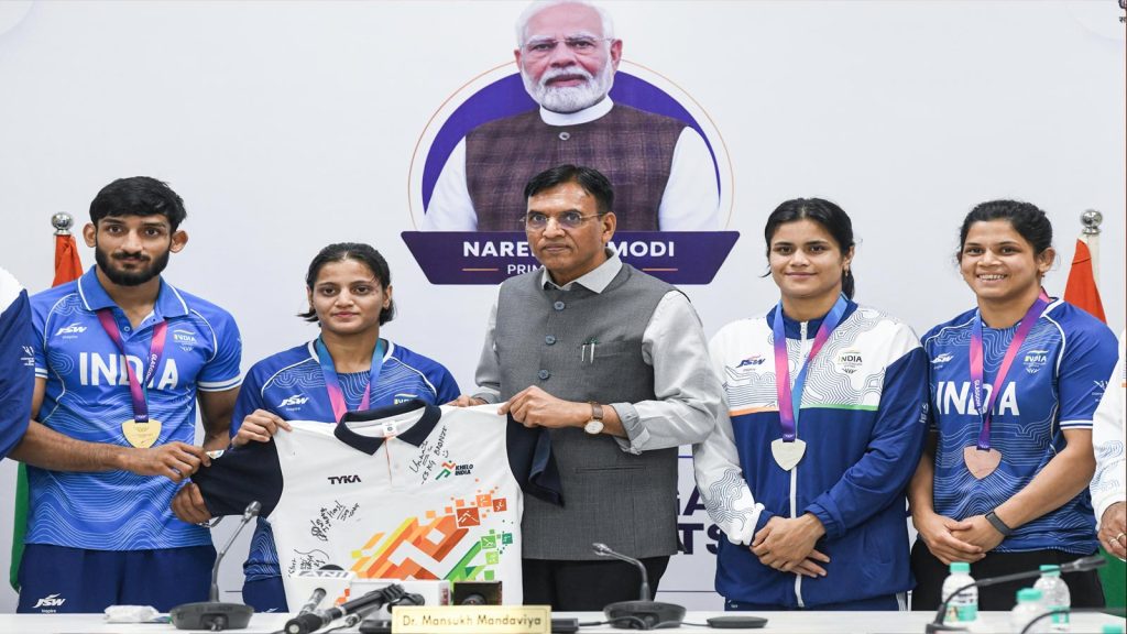 Sports Minister Mandaviya Felicitates CWG 2026 Medallists, Urges Athletes To Mentor Future Champions