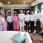 #Srinagar: Recently inducted IAS officers from JKAS call on CM Omar Abdullah