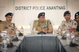IGP Kashmir Shri Sujit Kumar-IPS Reviews Security & Crime Situation in Anantnag