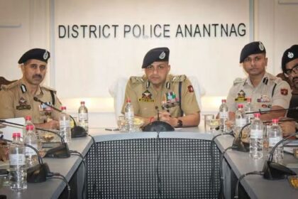 IGP Kashmir Shri Sujit Kumar-IPS Reviews Security & Crime Situation in Anantnag