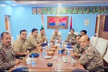 DIG SKR Anantnag Chairs Security Review Meeting at RPHQ Anantnag