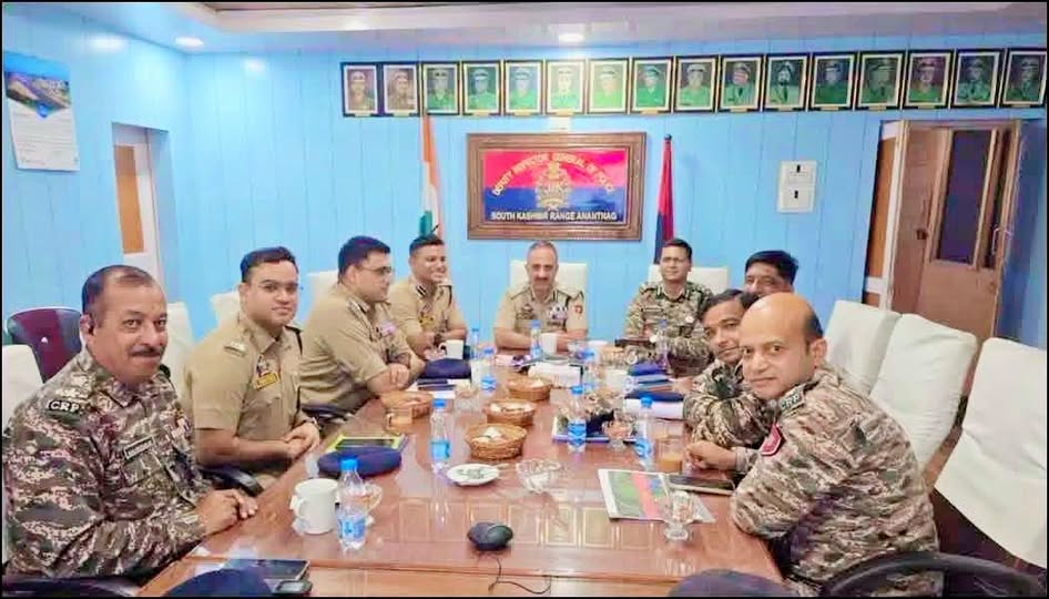 DIG SKR Anantnag Chairs Security Review Meeting at RPHQ Anantnag