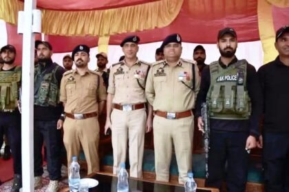DIG NKR DR.Vinod Kumar IPS Visits SOG CAMP Kralpora, Reviews Security & Operational Readiness