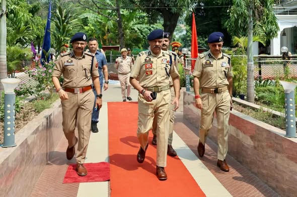 DG-P J&K Nalin Prabhat Reviews Security Grid, Crime Situation and Operational Preparedness in Jammu