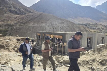 On the second day of his field visit, Dr. Iftikhar Hussain, Director, Sheep Husbandry Department, UT Ladakh, accompanied by Dr. Tundup Namgyal, DSHO Leh, visited the Para Veterinary Centre at Skargyam, Highland Pasture at Rangdum, Para Veterinary Centre at Tangole, and Kumbathang Farm.