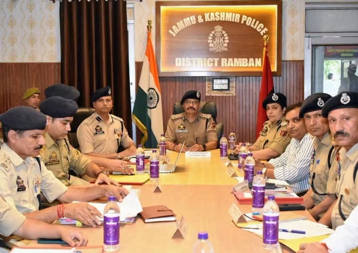 IGP Jammu Reviews Security Arrangements in Ramban, Appreciates Professional Policing