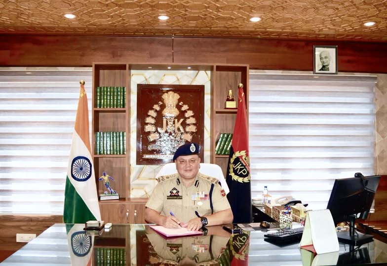 Mubassir Latifi, IPS, Assumes Charge as DIG, IR Kashmir