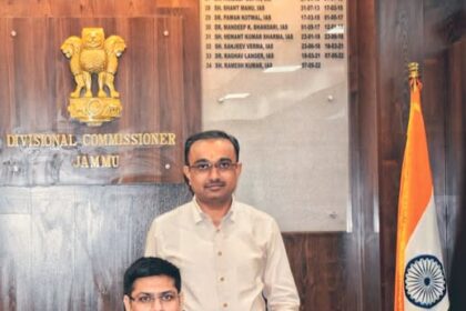 Dr Vikas Kundal (IAS ) takes over as Divisional Commissioner Jammu.
